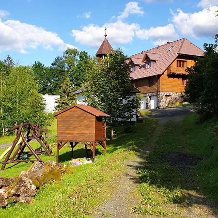 Koenig-In Hotel Hojsova Straz Exterior photo